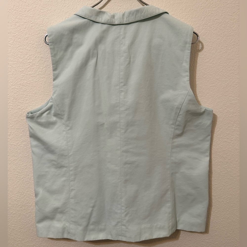 *GENTLY USED* EILEEN FISHER Fleece Lined Ice Blue Vest-Snap Buttons, Size Large - Picture 2 of 11